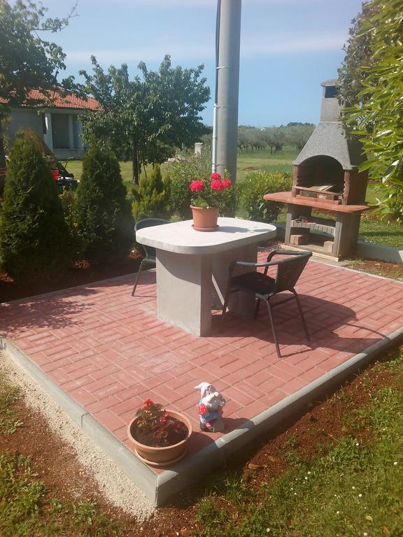 Apartment Gogo Umag Luaran gambar